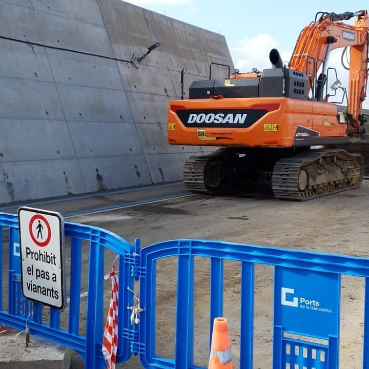 MOVIT® Plastic Interlocking Barricade