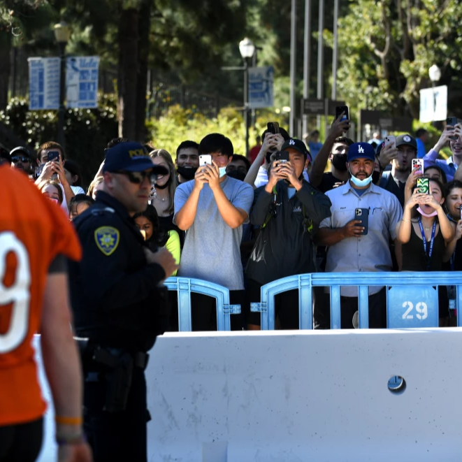 MOVIT® Plastic Interlocking Barricade