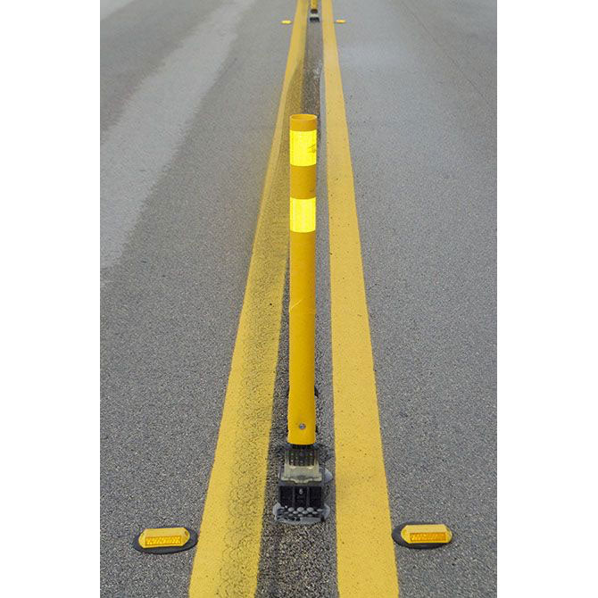 TM-750 Tubular Marker Yellow In Use on Divided Highway Image